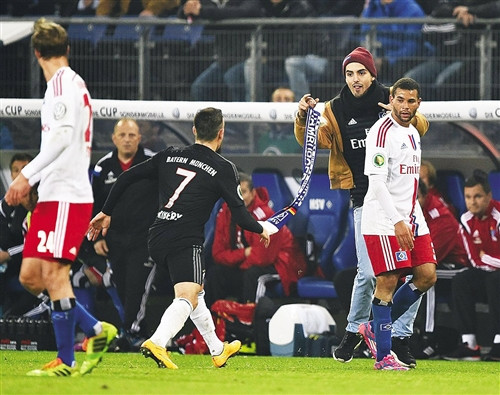  巨人杀手弗赖堡终结拜仁十六连胜  