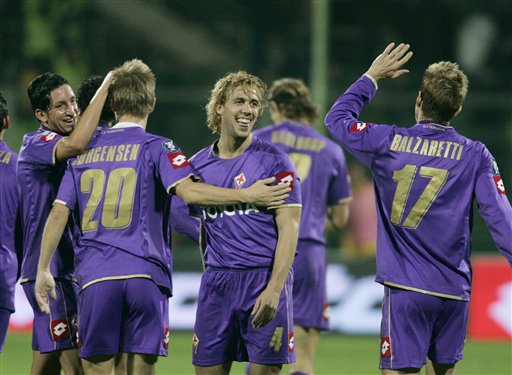  紫百合异军突起,佛罗伦萨主场爆冷击败卫冕冠军